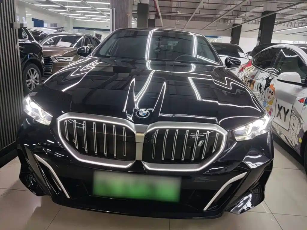 BMW i5 — миниатюра 3