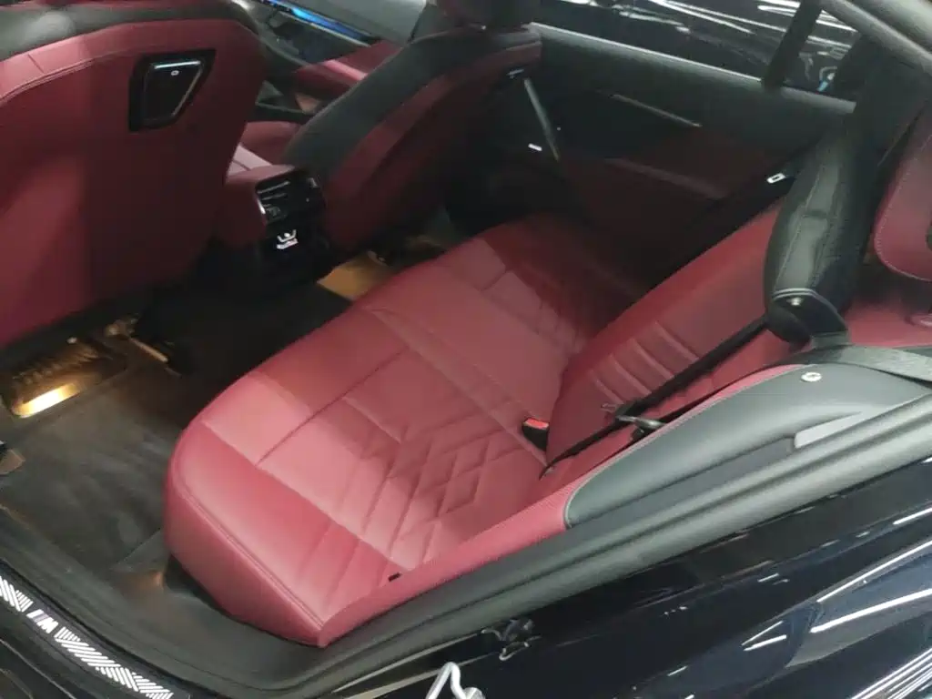 BMW i5 — миниатюра 17