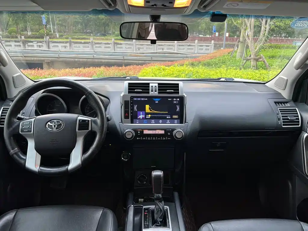 Toyota Prado — миниатюра 6