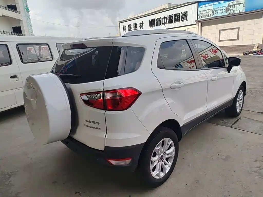 Ford Ecosport — миниатюра 7