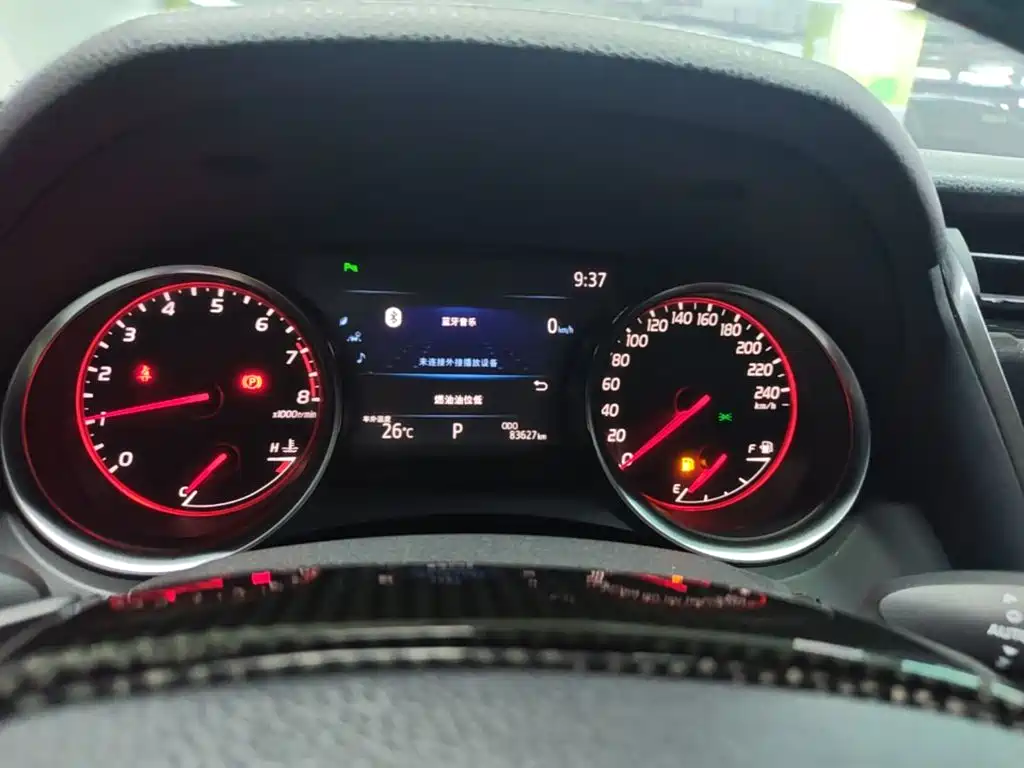 Toyota Camry — миниатюра 12