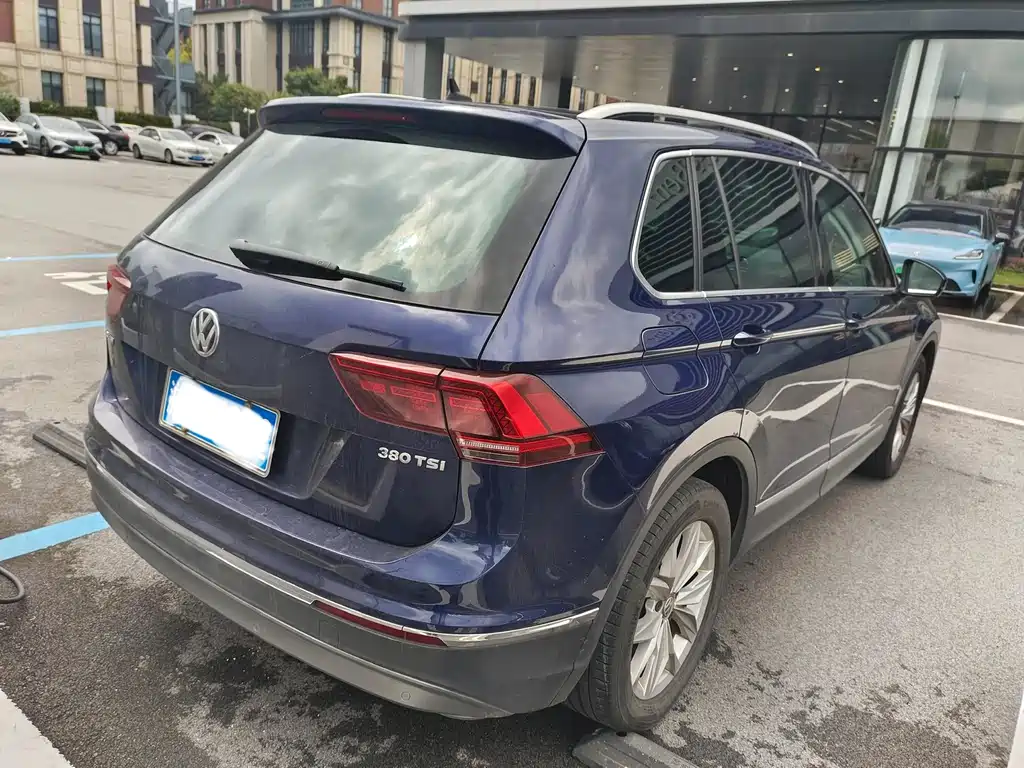 Volkswagen Tiguan — миниатюра 5