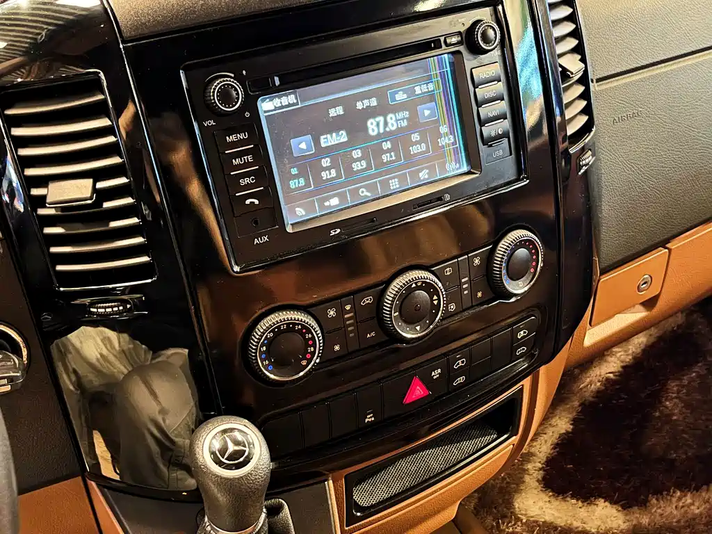 Mercedes-Benz Sprinter — миниатюра 11