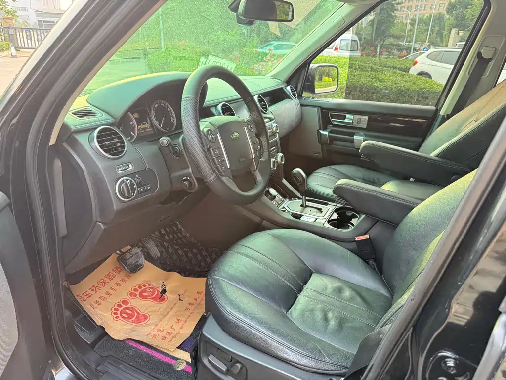 Land Rover Discovery 2010 3.0TDV6 HSE