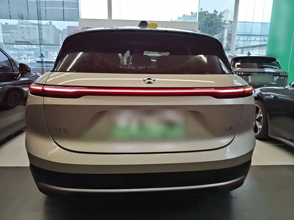 NIO ES6 — миниатюра 6