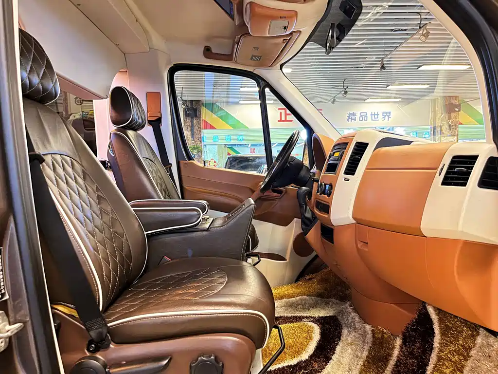 Mercedes-Benz Sprinter — миниатюра 8