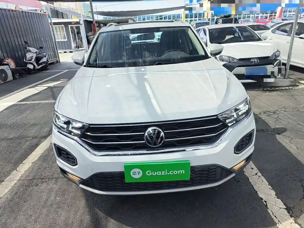 Volkswagen T-Roc — миниатюра 3