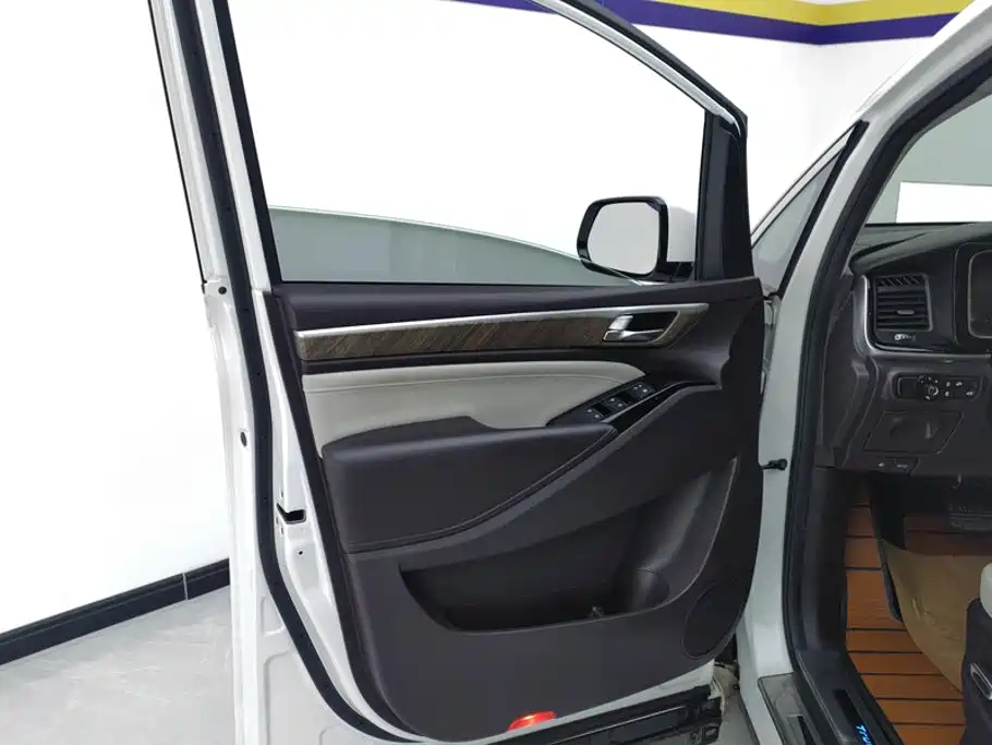 GAC M8 2021 390T Luxury