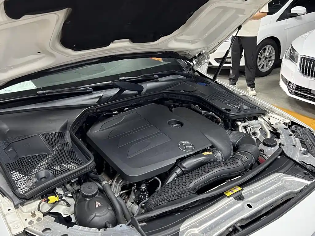Mercedes-Benz C-Class (Import) — миниатюра 14