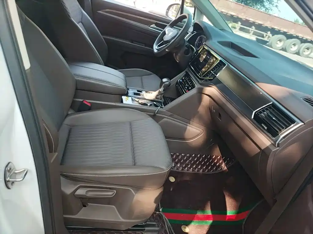 Volkswagen Viloran — миниатюра 25