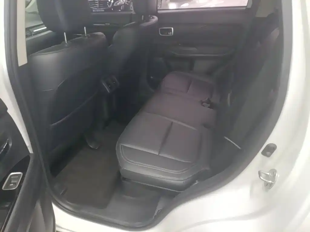 Mitsubishi Outlander — миниатюра 17