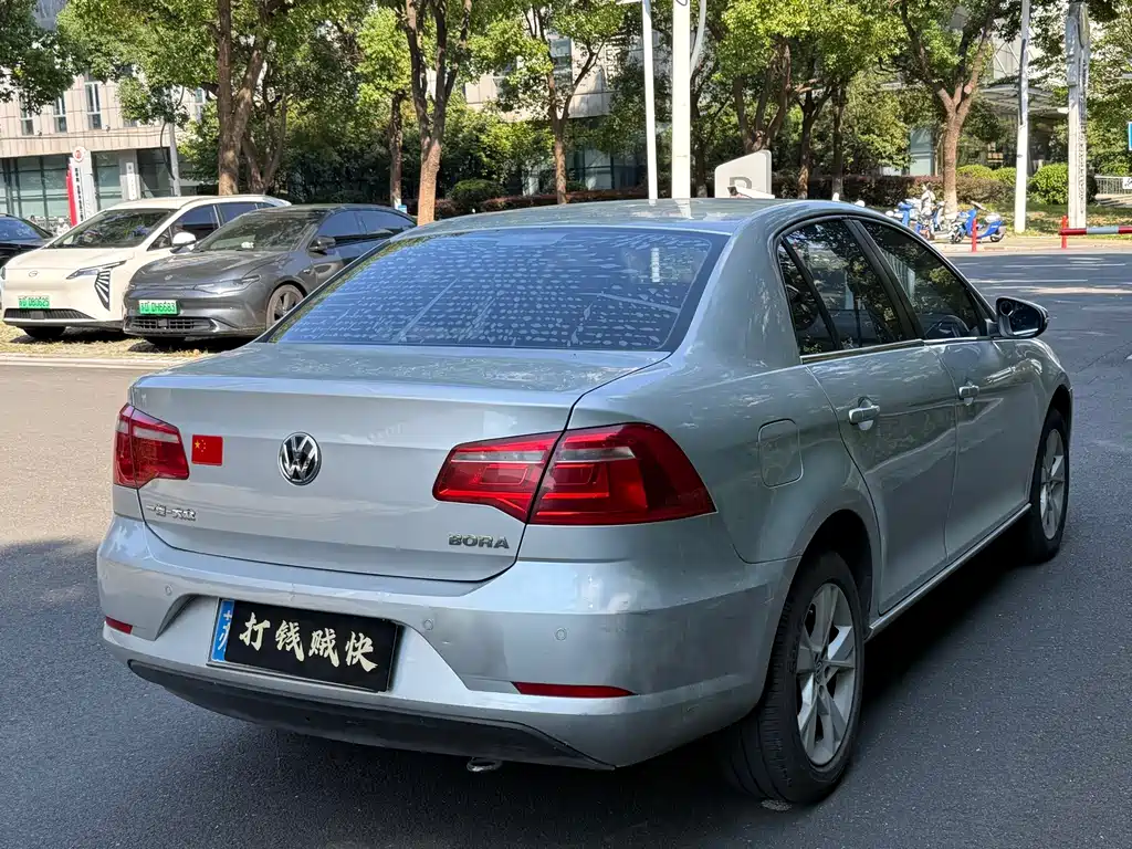 Volkswagen Bora — миниатюра 9