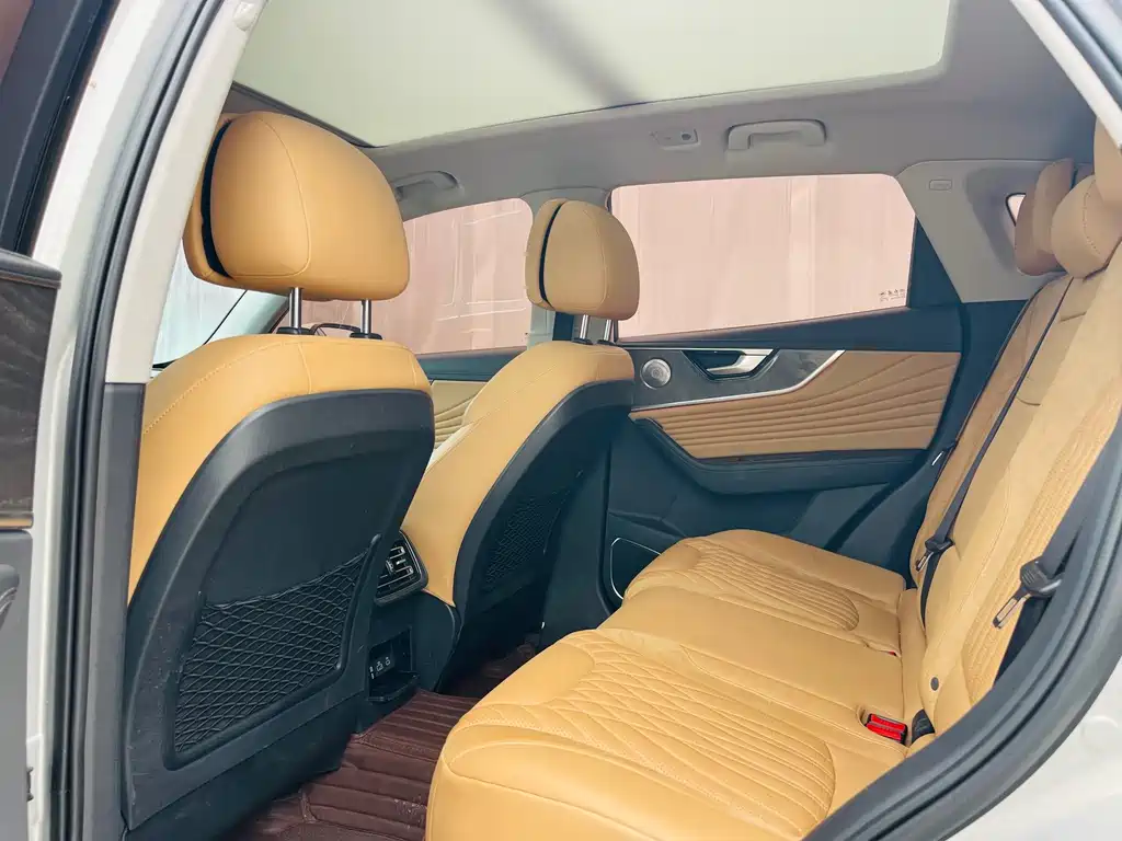 Hongqi Hongqi HS5 — миниатюра 10