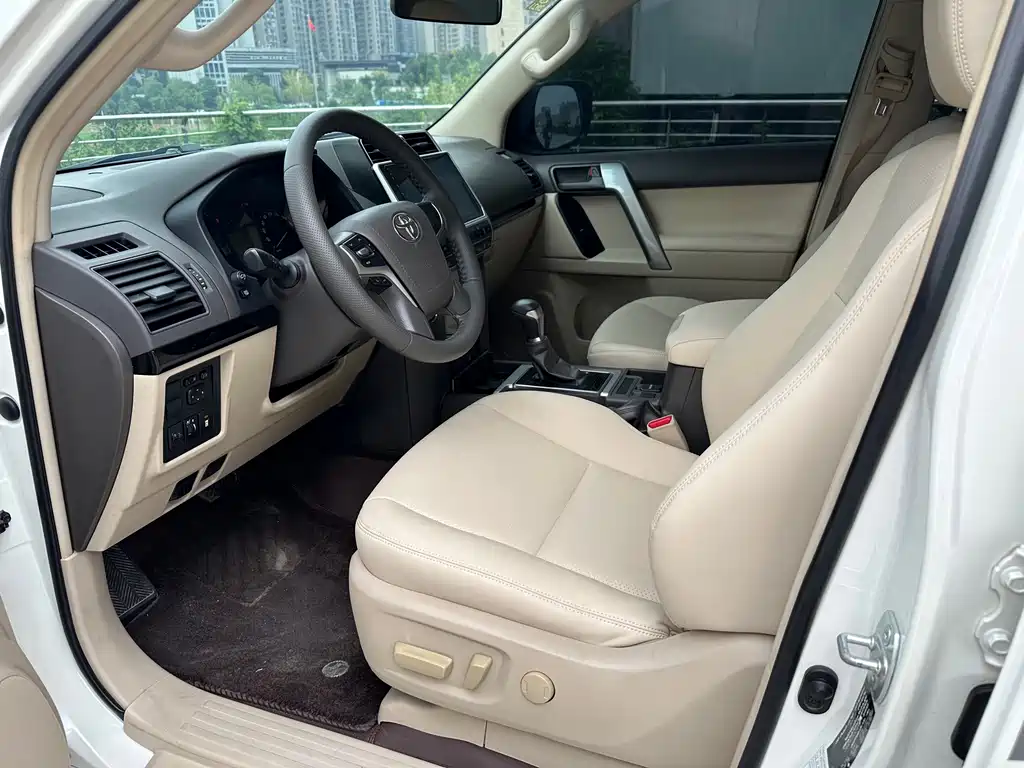 Toyota Prado (Import) — миниатюра 4