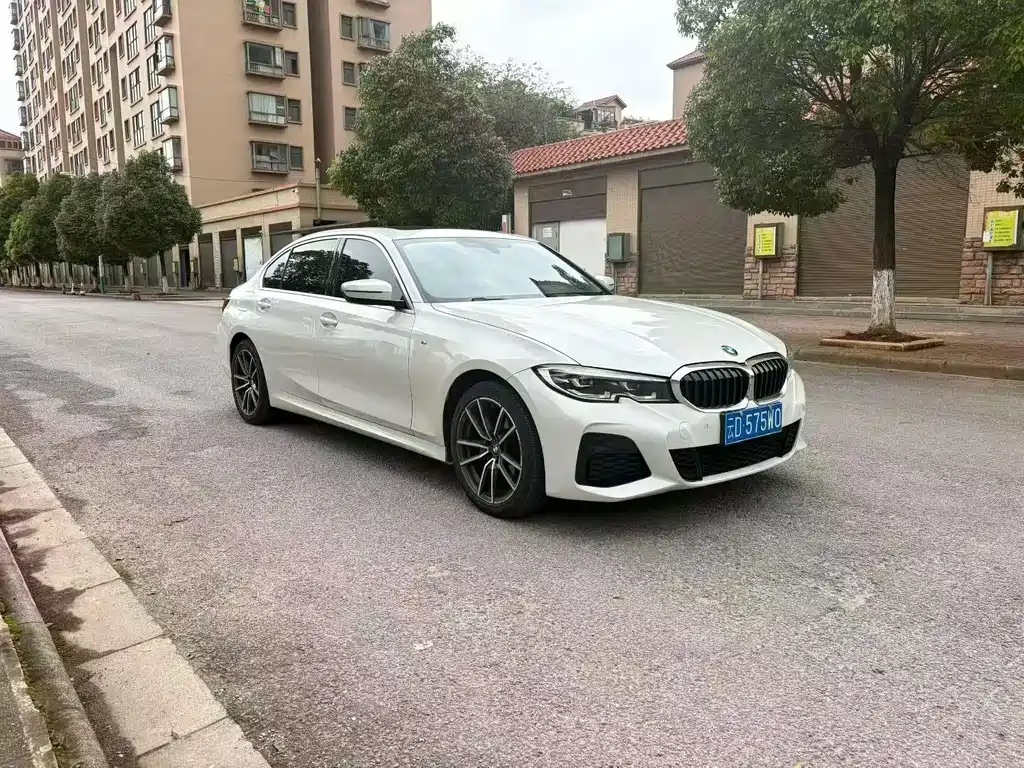 BMW 3 Series — миниатюра 3