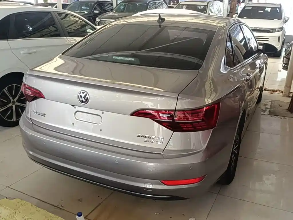 Volkswagen Sagitar — миниатюра 7