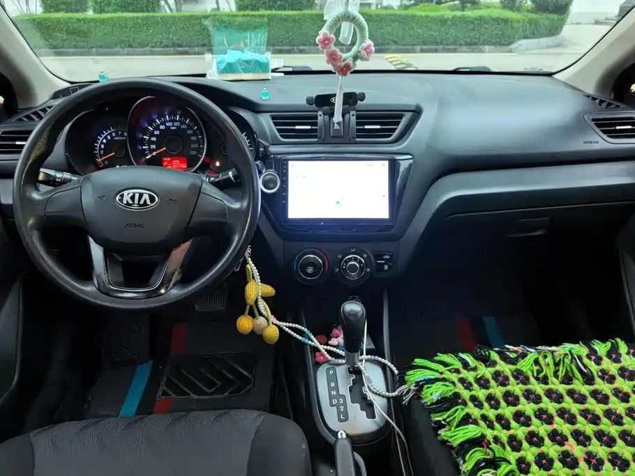 Kia K2 — миниатюра 12