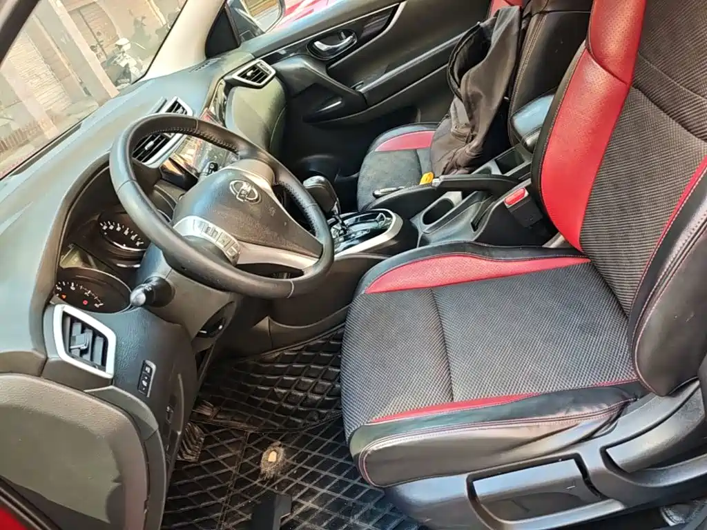 Nissan Qashqai — миниатюра 15