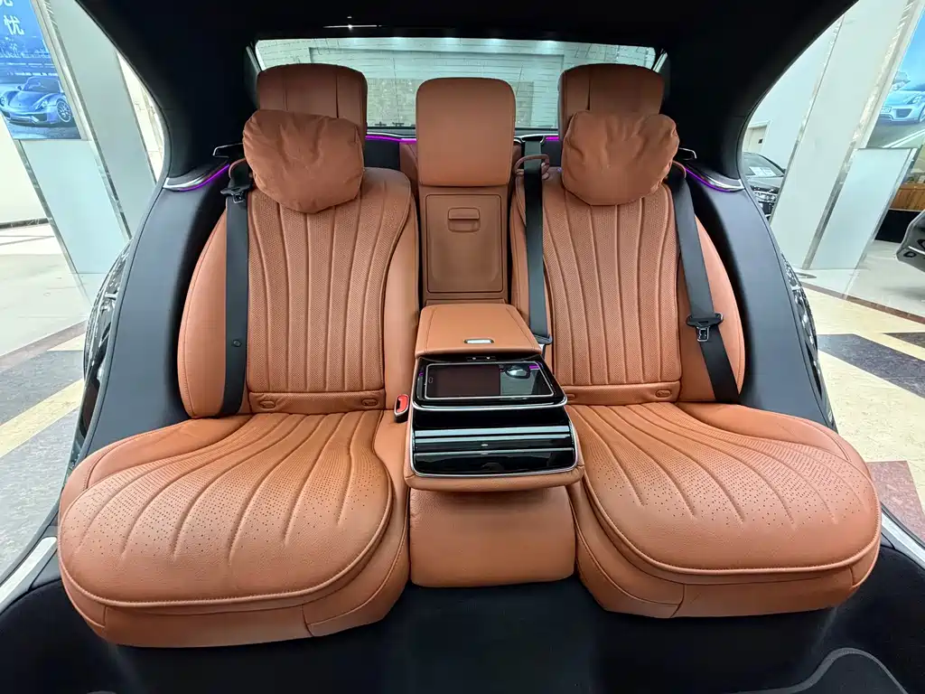 Mercedes-Benz S-Class — миниатюра 13