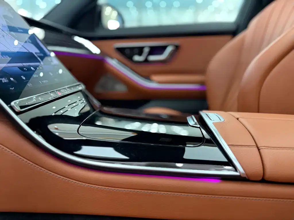 Mercedes-Benz S-Class — миниатюра 18