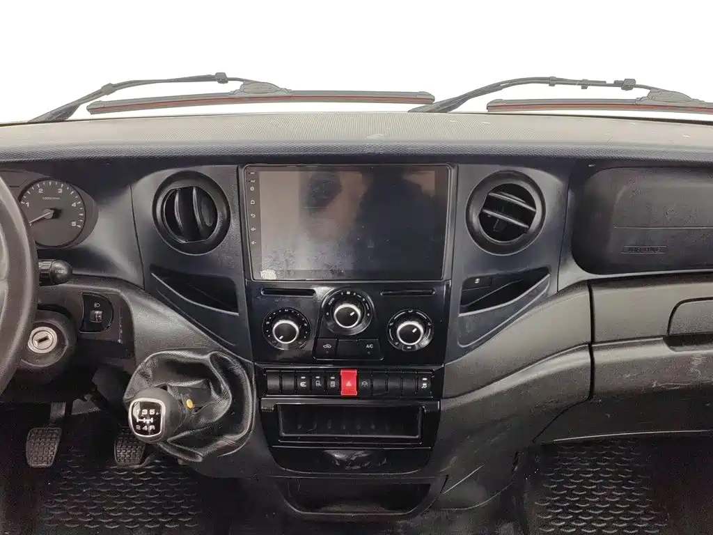 IVECO Ousheng — миниатюра 12