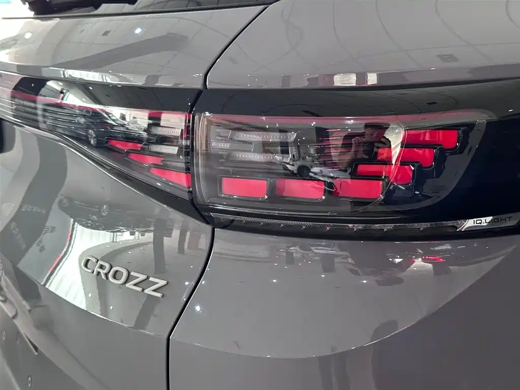 Volkswagen ID.4 Crozz — миниатюра 15