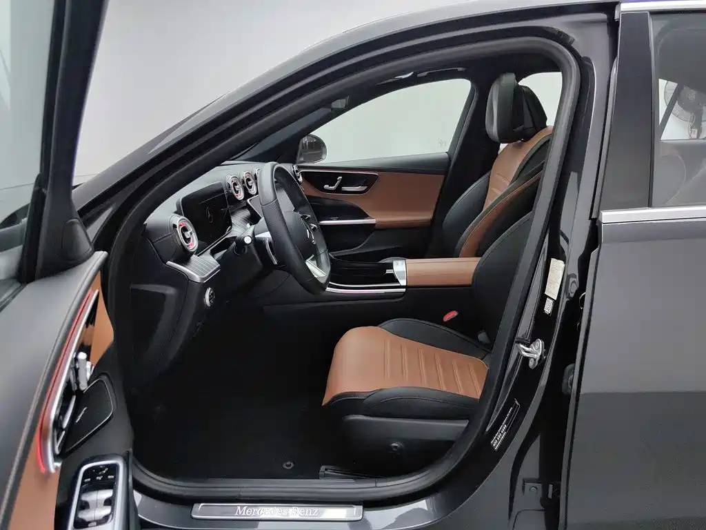 Mercedes-Benz C-Class — миниатюра 10