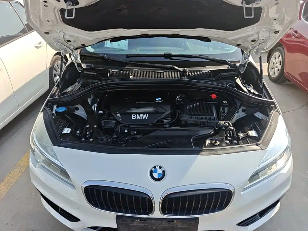 BMW 2 Series Active Tourer — миниатюра 20