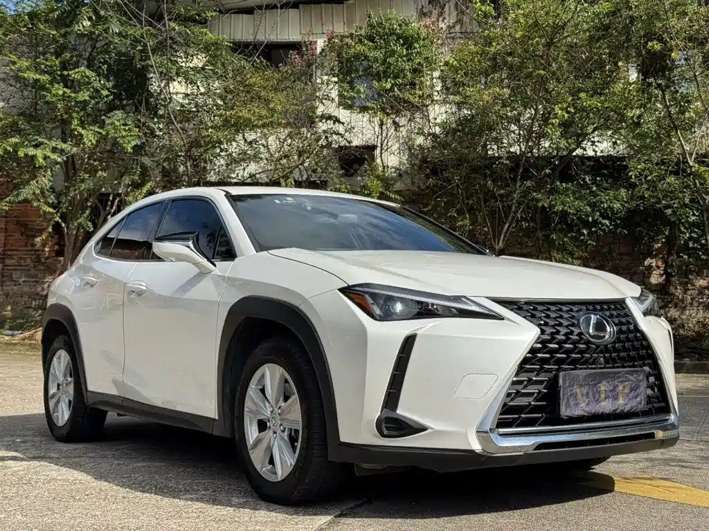 Lexus UX — миниатюра 3