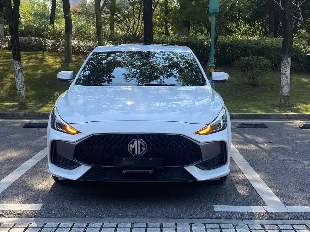 MG MG5 — миниатюра 2