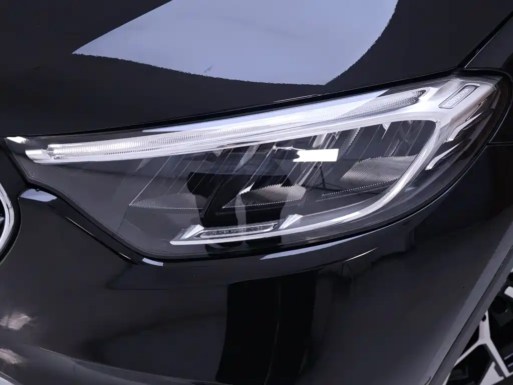 Mercedes-Benz GLC — миниатюра 4