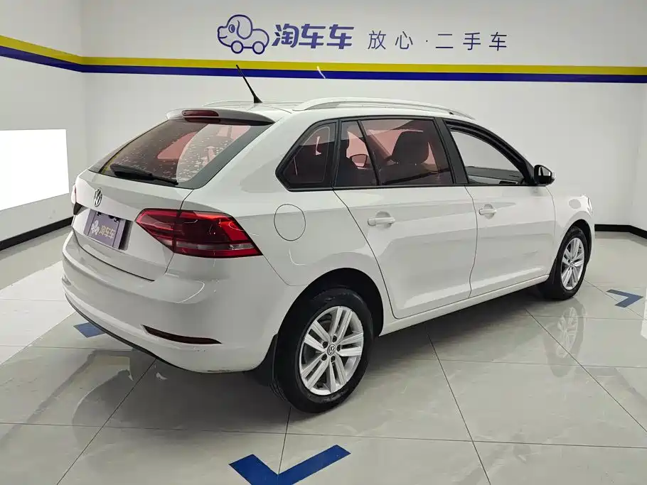Volkswagen Santana — миниатюра 3