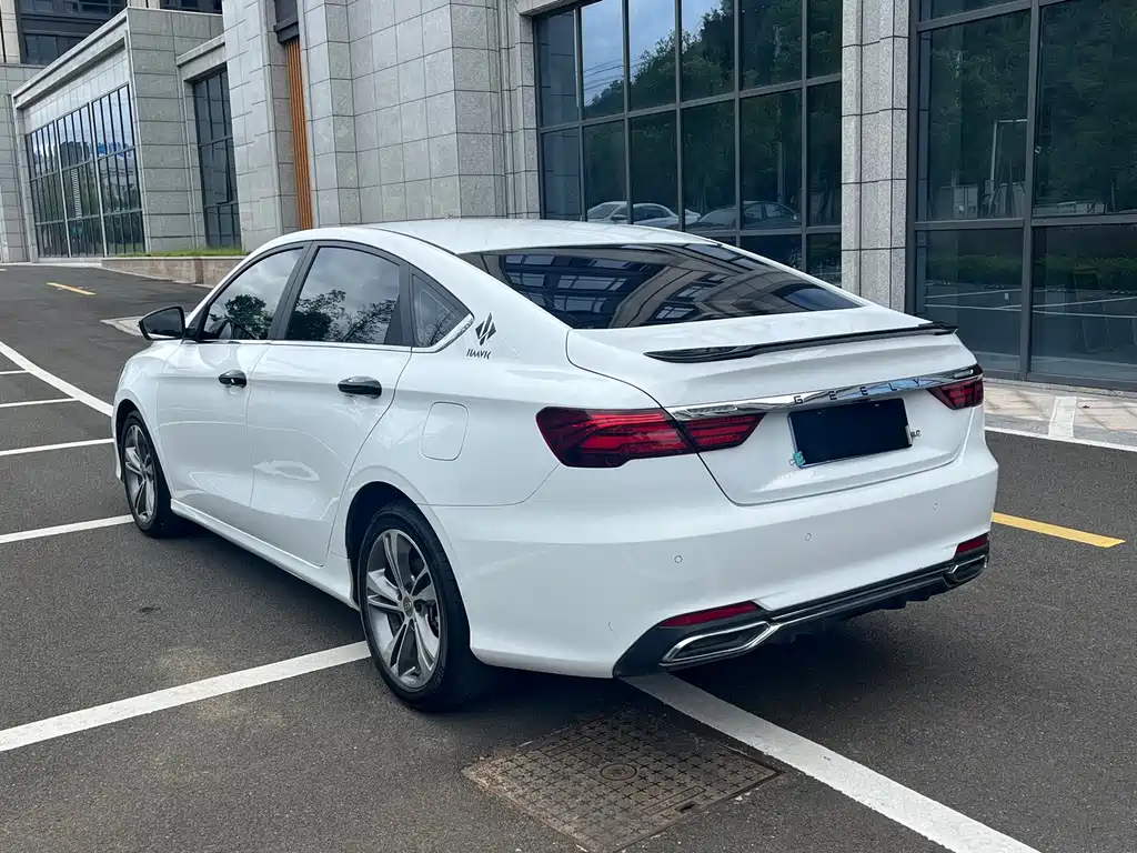 Geely Binrui — миниатюра 4