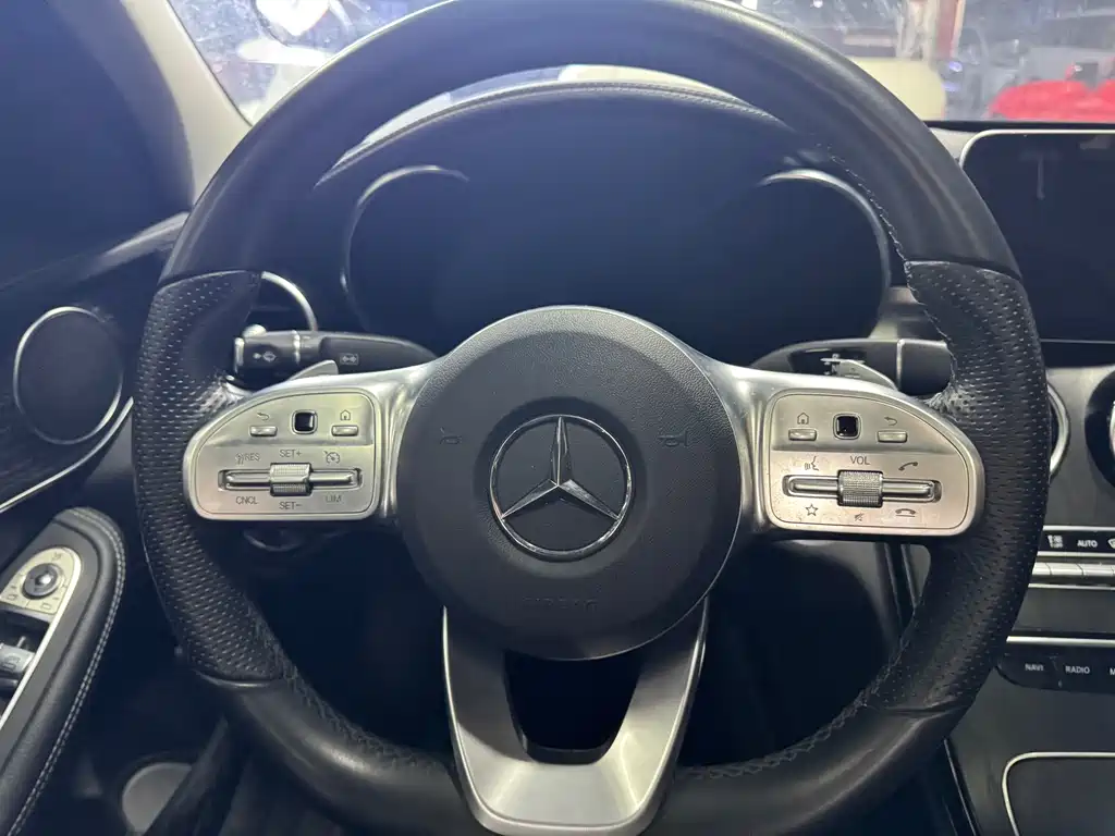 Mercedes-Benz C-Class — миниатюра 7