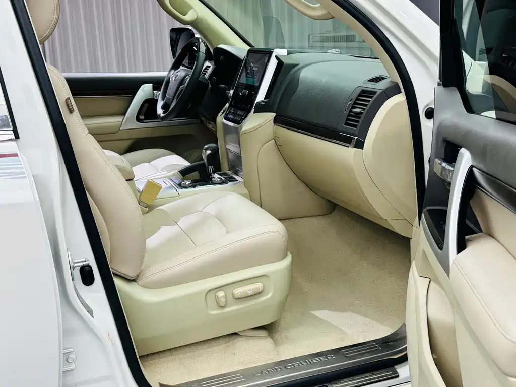 Toyota Land Cruiser — миниатюра 27