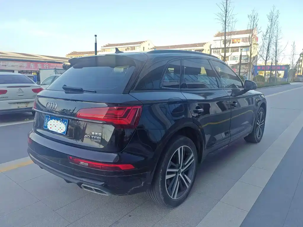 Audi Q5L — миниатюра 11