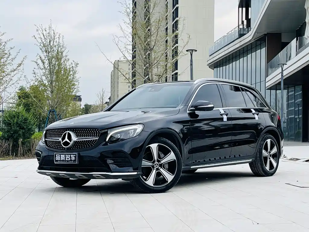 MERCEDES-BENZ  GLC
