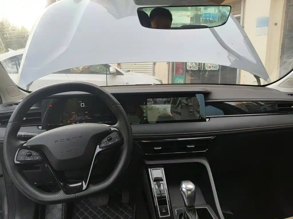 Roewe i5 — миниатюра 10