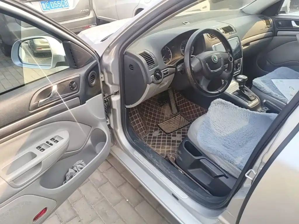 Skoda Octavia — миниатюра 16