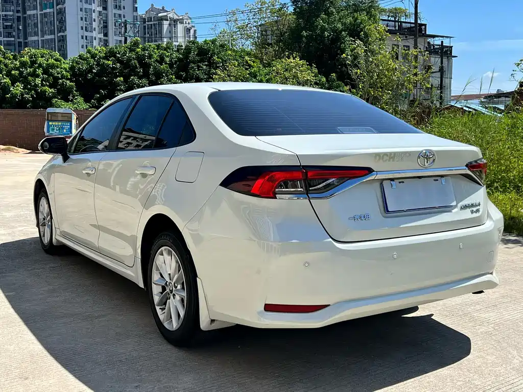 Toyota Corolla — миниатюра 9