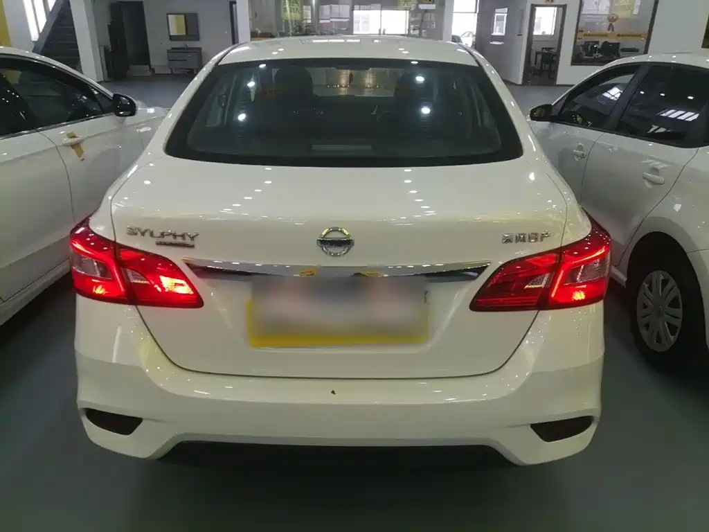 Nissan Sylphy — миниатюра 6