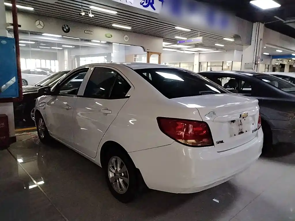 Chevrolet Sail — миниатюра 5