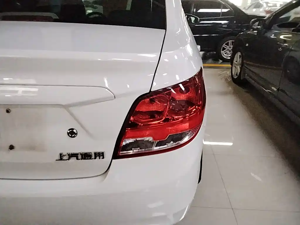 Chevrolet Sail — миниатюра 8