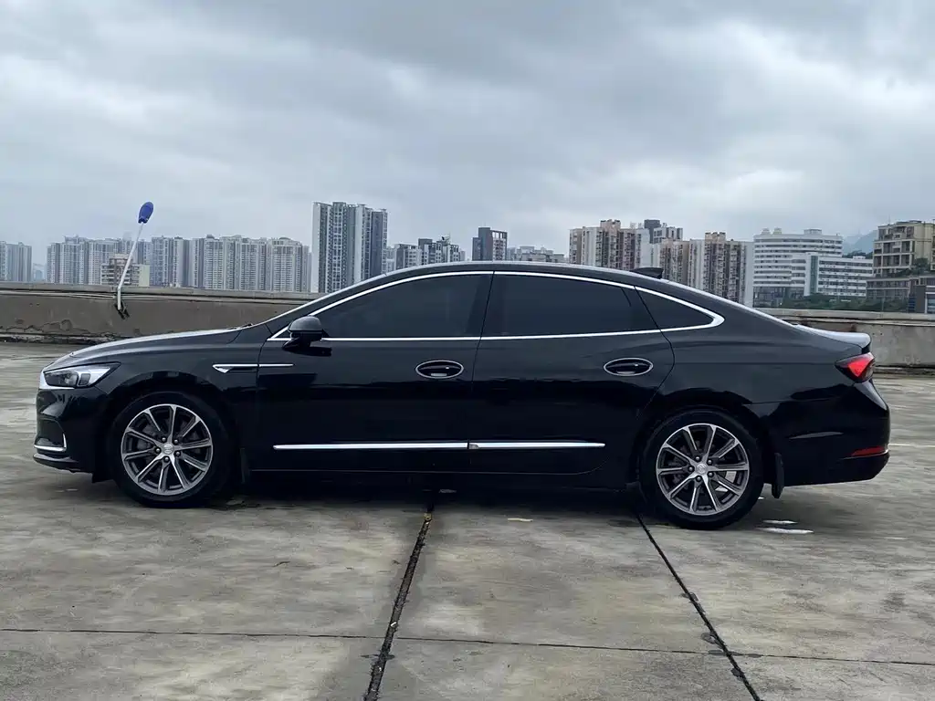 Buick LaCrosse — миниатюра 9