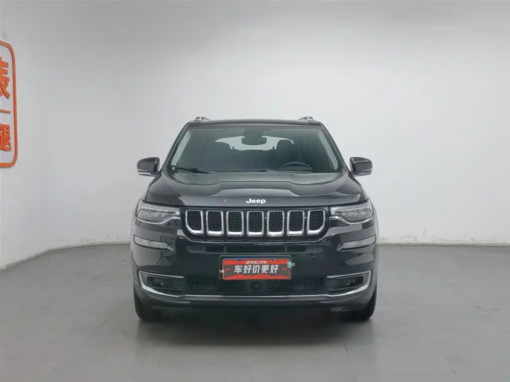 JEEP GRAND COMMANDER