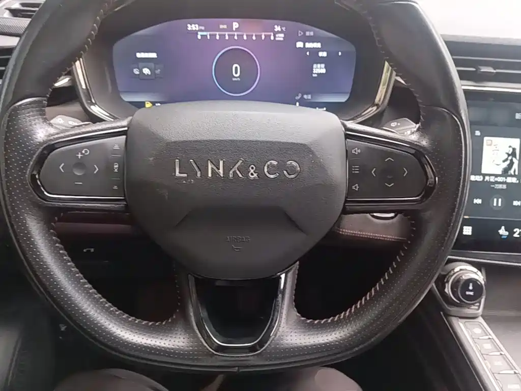 Lynk & Co 05 — миниатюра 11