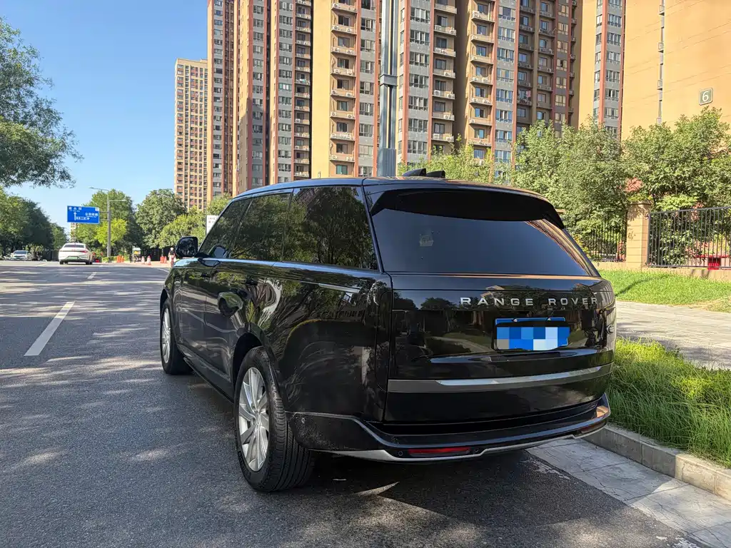 Land Rover Range Rover — миниатюра 6