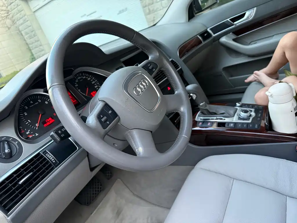 Audi A6L — миниатюра 6