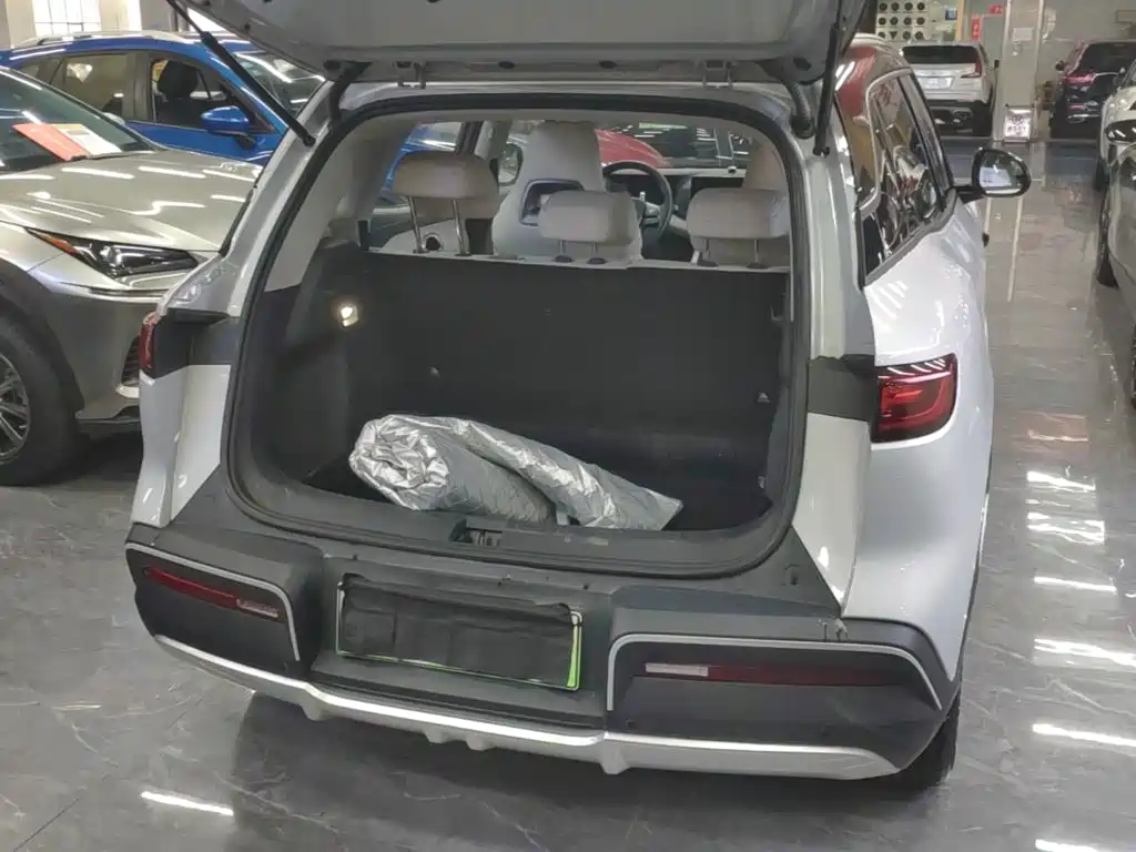 BYD Yuan UP — миниатюра 19