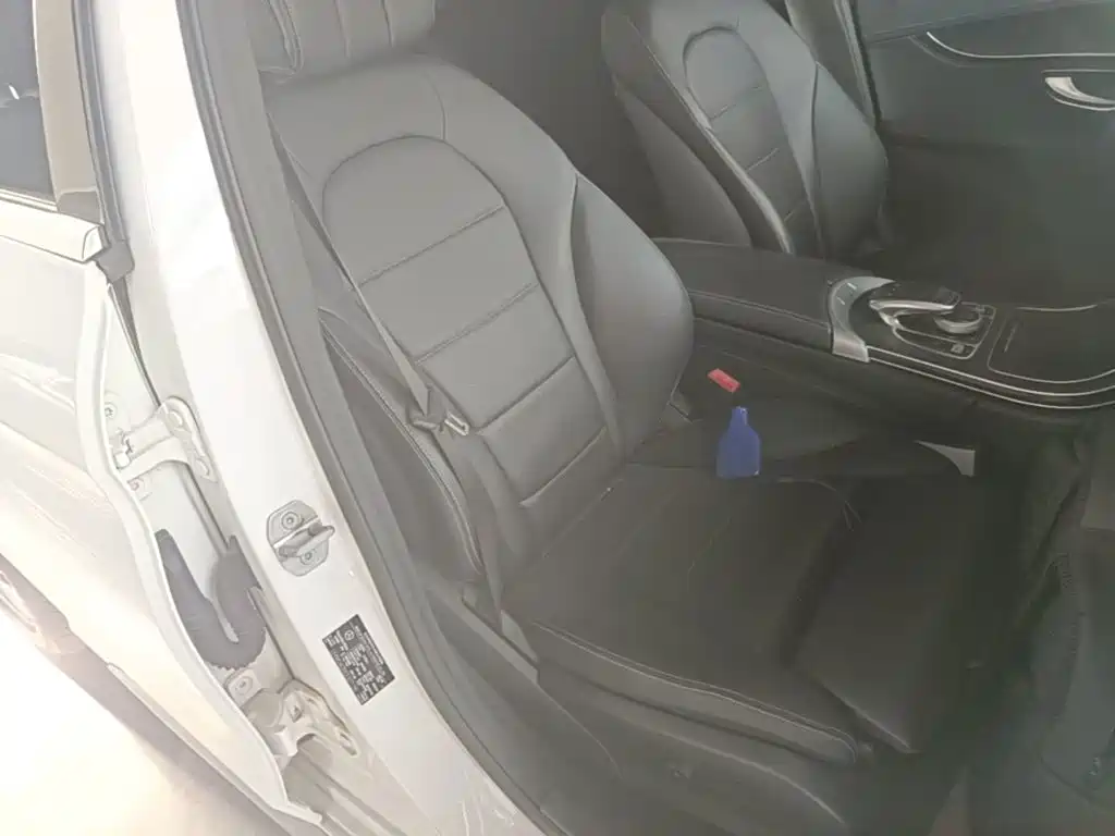 Mercedes-Benz C-Class — миниатюра 25